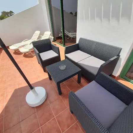 Atico Parque Don Jose 382 דירה